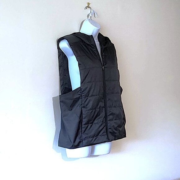 Under Armour ColdGear Black Hooded Puffer Vest, Size Large, New Without Tags - Picture 7 of 16